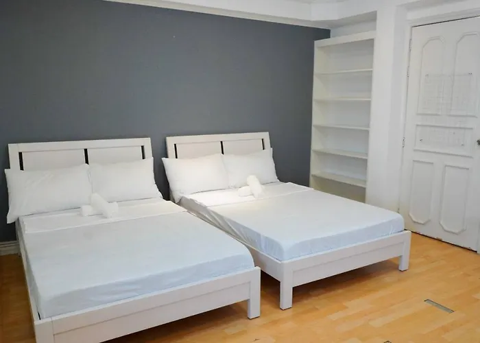Makati Altean Holiday home